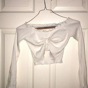 pinched whitening sleeve crop top